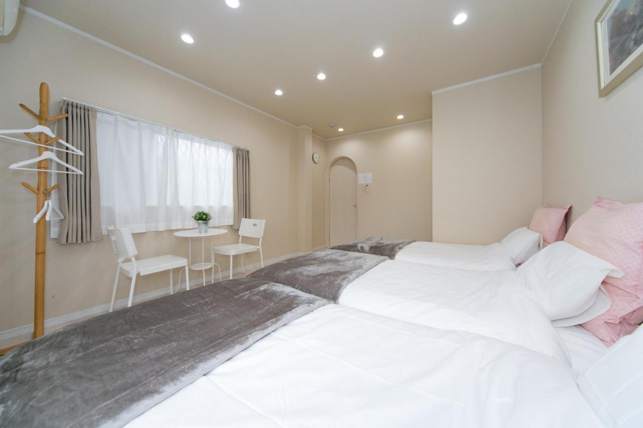 Nao'S Guesthouse 2 一軒家貸切 Oszaka Kültér fotó